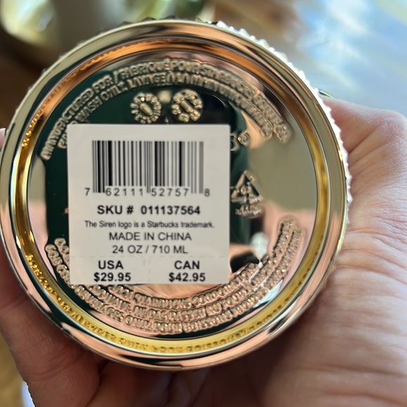 2022 Christmas edition, gold, Venti Starbucks, cold cup. Brand new - Picture 3 of 5